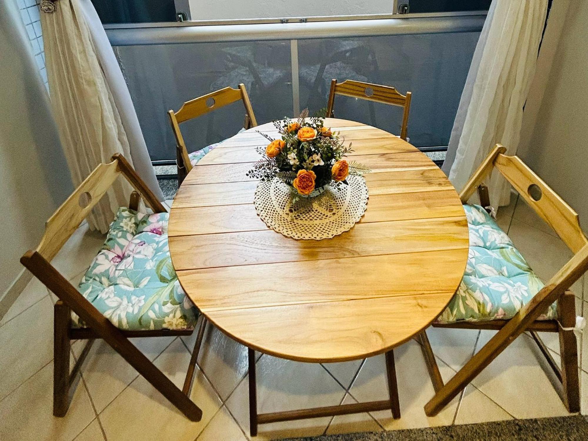 Beira Mar Da Costa Apartment